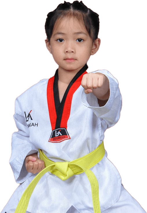 girl posing taekwondo stance